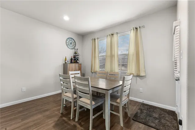 $320,000 | 984 Crossing Drive, Bryan, TX 77803