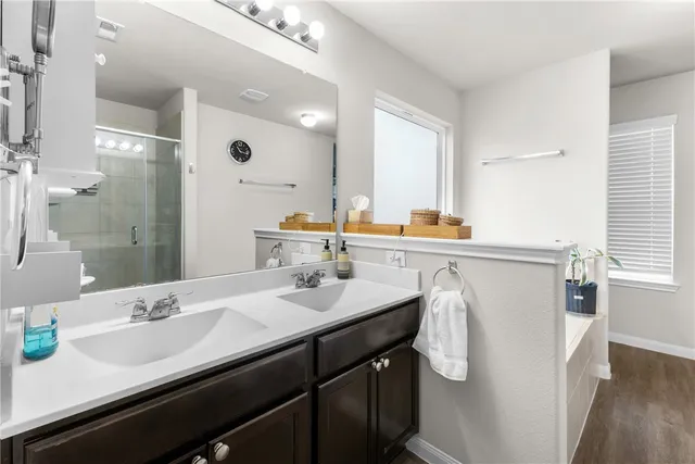 $320,000 | 984 Crossing Drive, Bryan, TX 77803