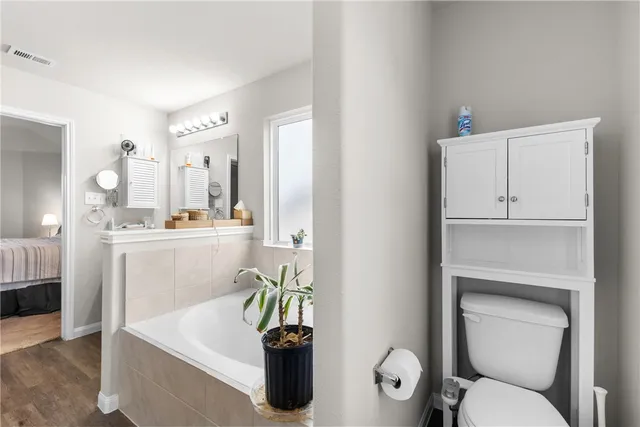 $320,000 | 984 Crossing Drive, Bryan, TX 77803