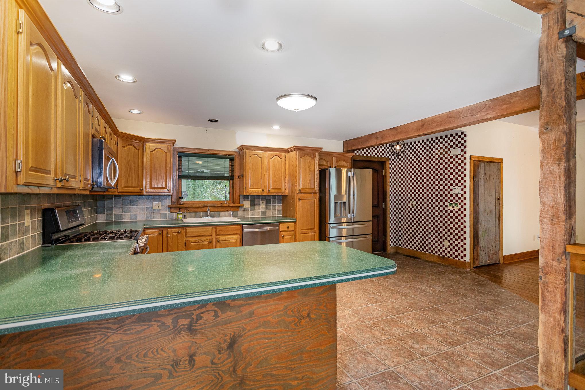161 Central View Road Dillsburg, PA 17019 - Photo 4 of 49 Gallery Image 4