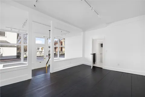 $485,000 | 138 Spring Street, Unit 1, Newport, RI 02840