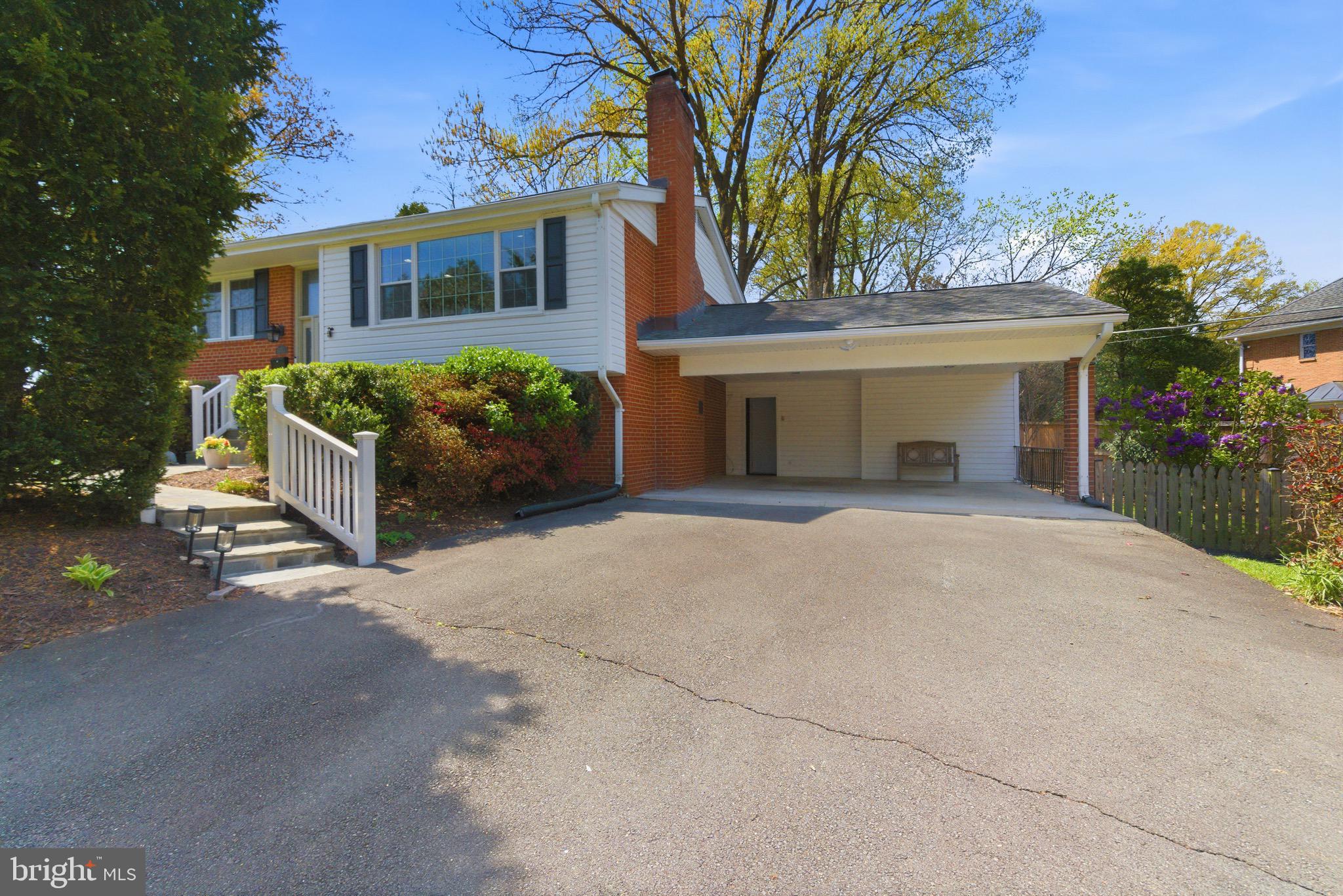 6535 Old Chesterbrook Road McLean, VA 22101 - Photo 15 of 58