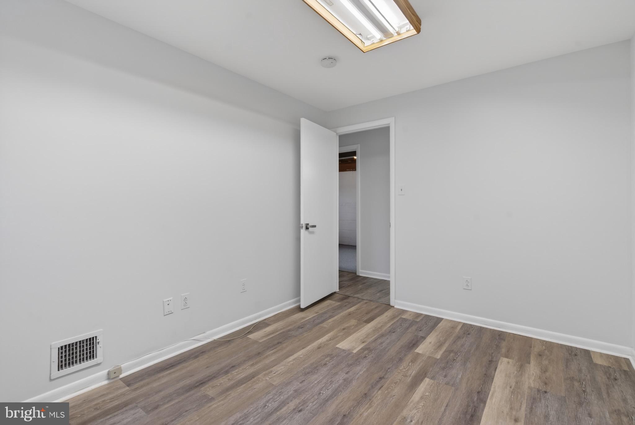 6535 Old Chesterbrook Road McLean, VA 22101 - Photo 44 of 50