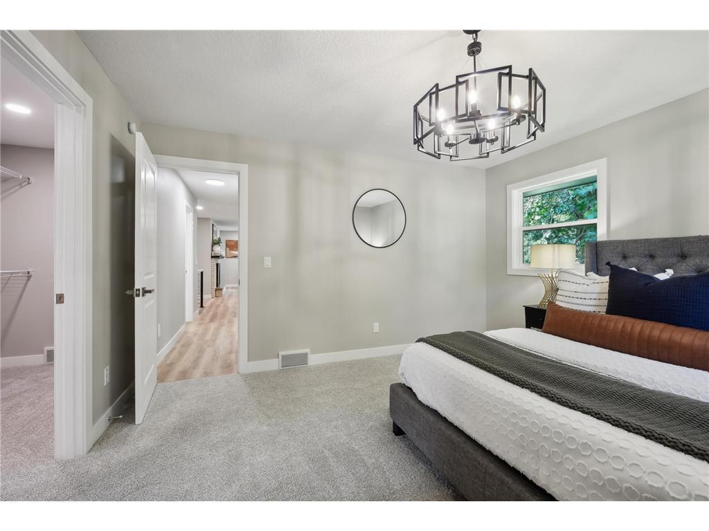 6860 Rosemary Road Eden Prairie, MN 55346 - Photo 14 of 33