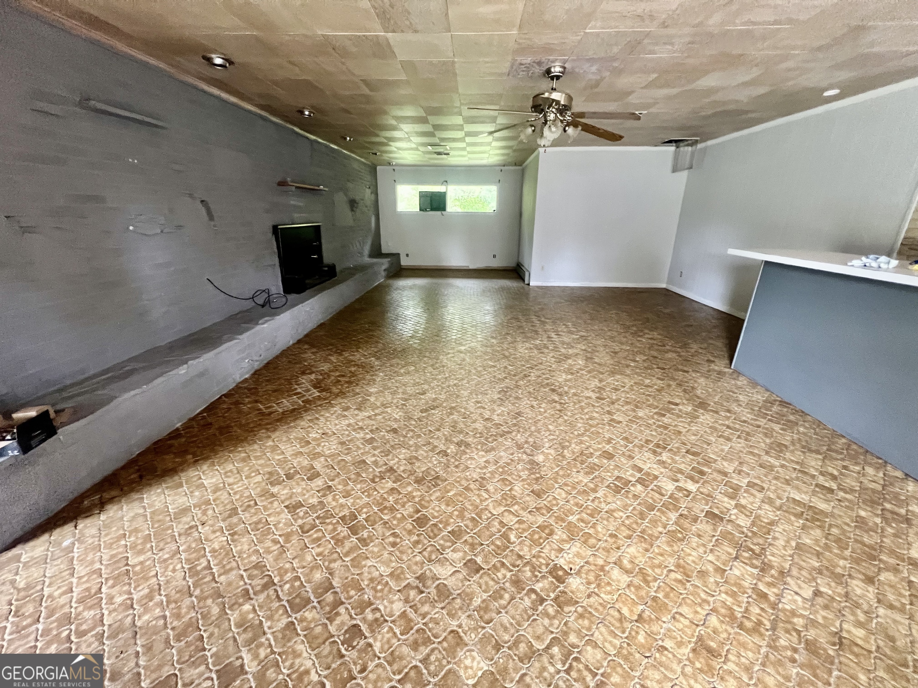 1165 Jaybird Springs Road Chauncey, GA 31011 - Photo 6 of 43 a view of a room with a kitchen