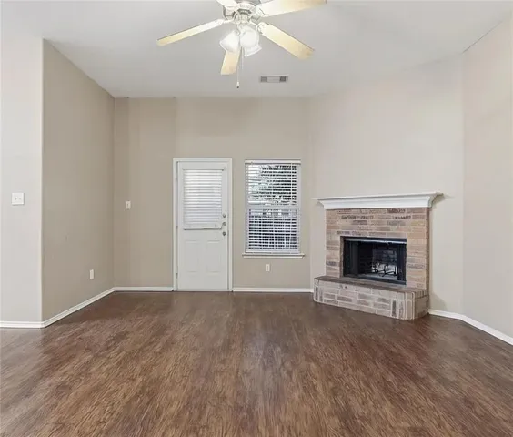 $2,250 | 2120 Stonewood Drive, Lancaster, TX 75134