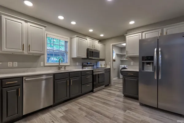 $339,000 | 104 Alexandria Street, Newburgh, IN 47630