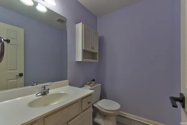 $339,000 | 104 Alexandria Street, Newburgh, IN 47630