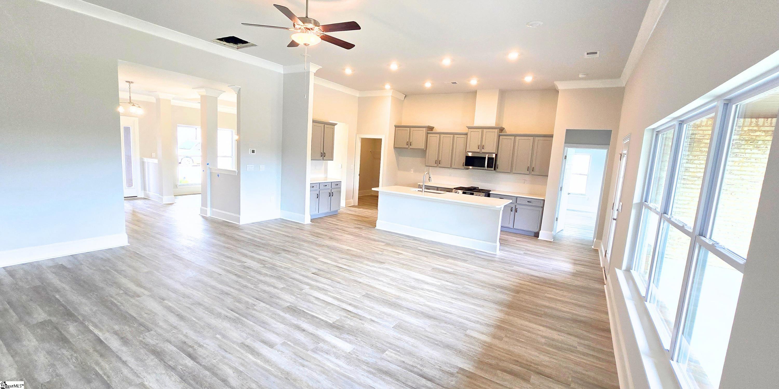 515 Anhinga Road Greenville, SC 29605 - Photo 6 of 31 Gallery Image 6