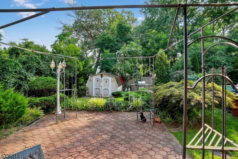 2636 Frederick Terrace Union, NJ 07083 - Photo 38 of 49