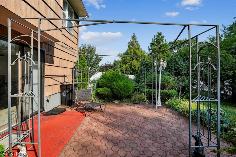 2636 Frederick Terrace Union, NJ 07083 - Photo 39 of 49