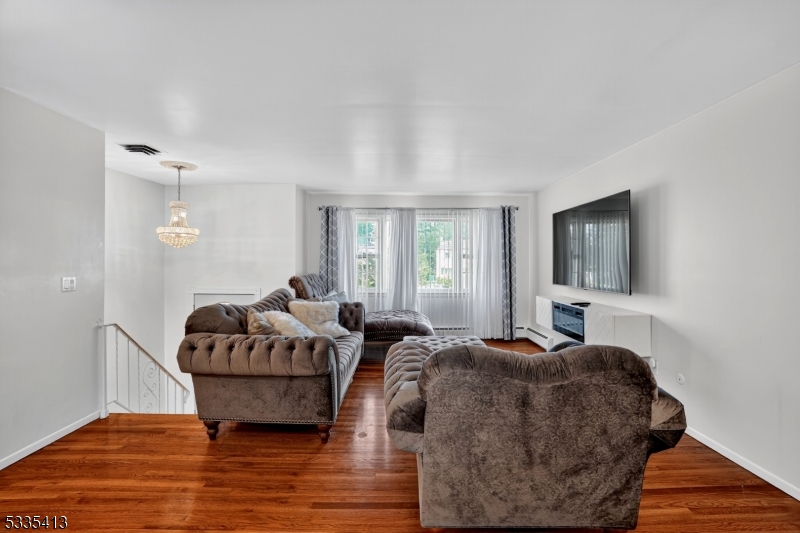 2636 Frederick Terrace Union, NJ 07083 - Photo 6 of 49