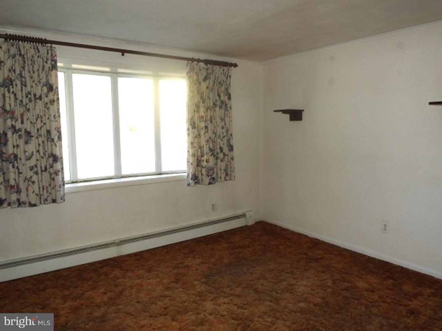 354 Almonesson Road Blackwood, NJ 08012 - Photo 8 of 19