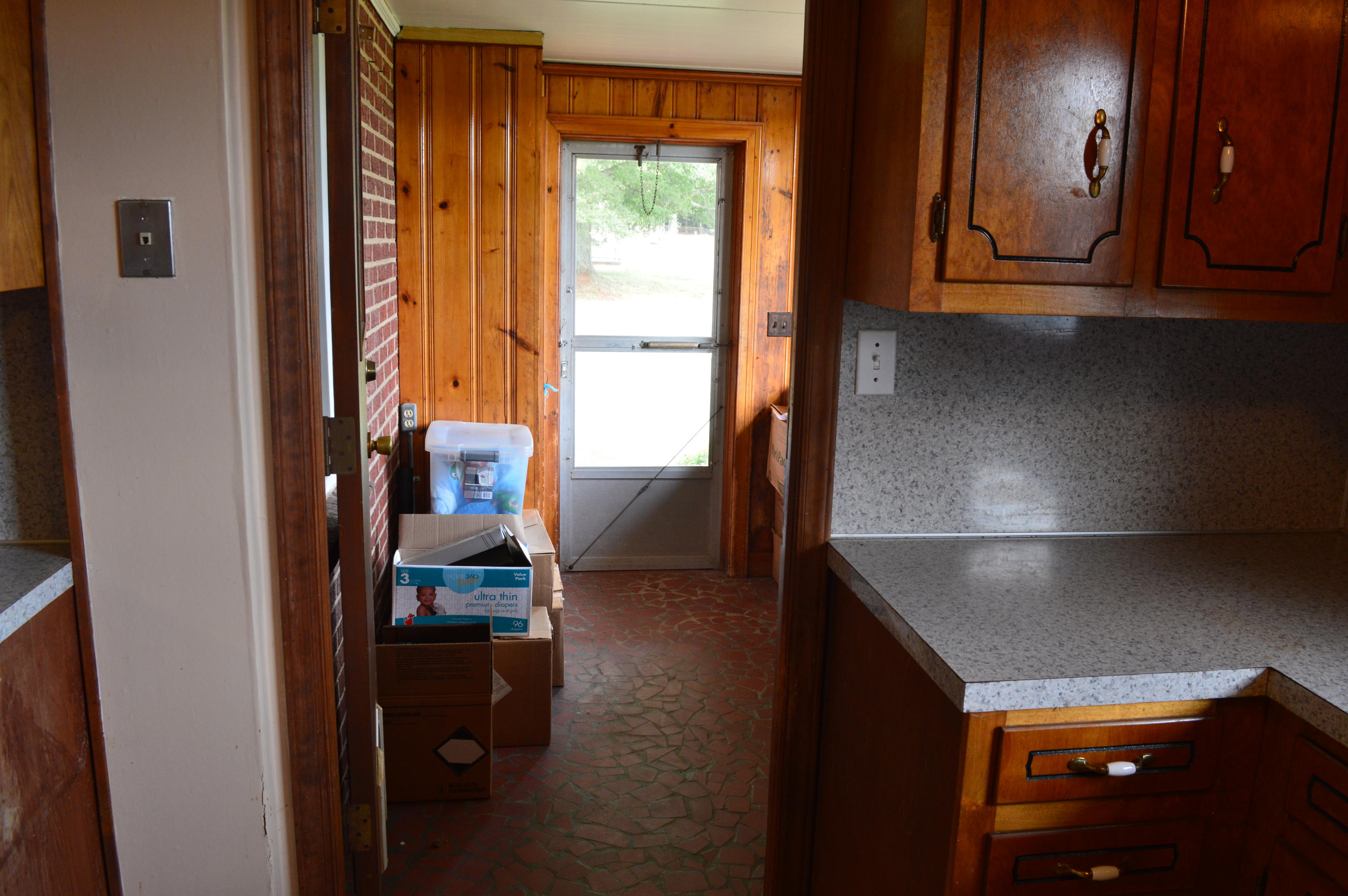 8745 Callands Road Chatham, VA 24531 - Photo 20 of 37 a kitchen with a window