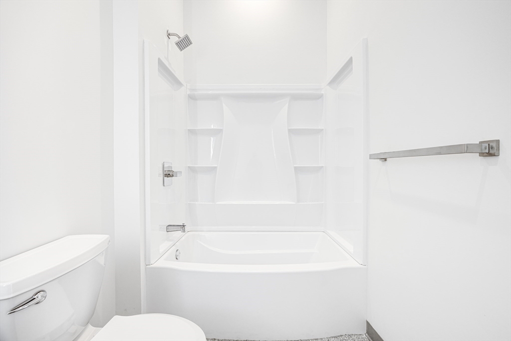 80 Middlesex Street, Unit 304 Lowell, MA 01852 - Photo 16 of 22