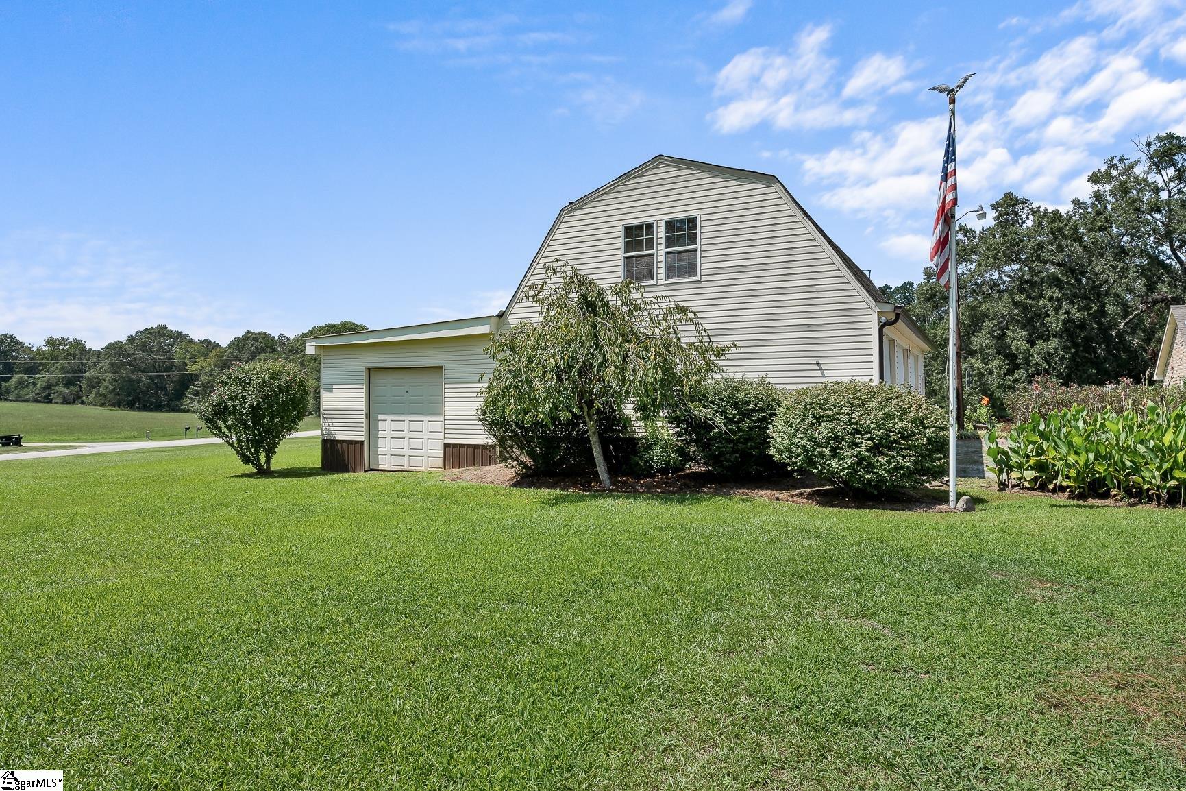 1772 Mahaffey Road Gray Court, SC 29645 - Photo 46 of 49