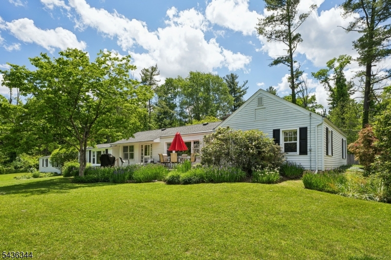 143 Mendham Road Mendham, NJ 07945 - Photo 24 of 27