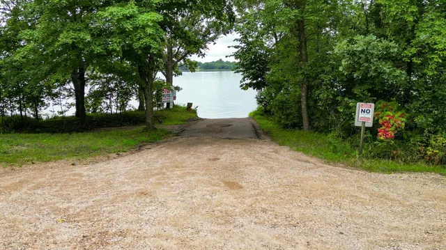 $499,000 | 1380 90th Street Southwest, Alexandria, MN 56308