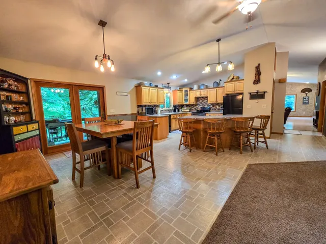 $499,000 | 1380 90th Street Southwest, Alexandria, MN 56308