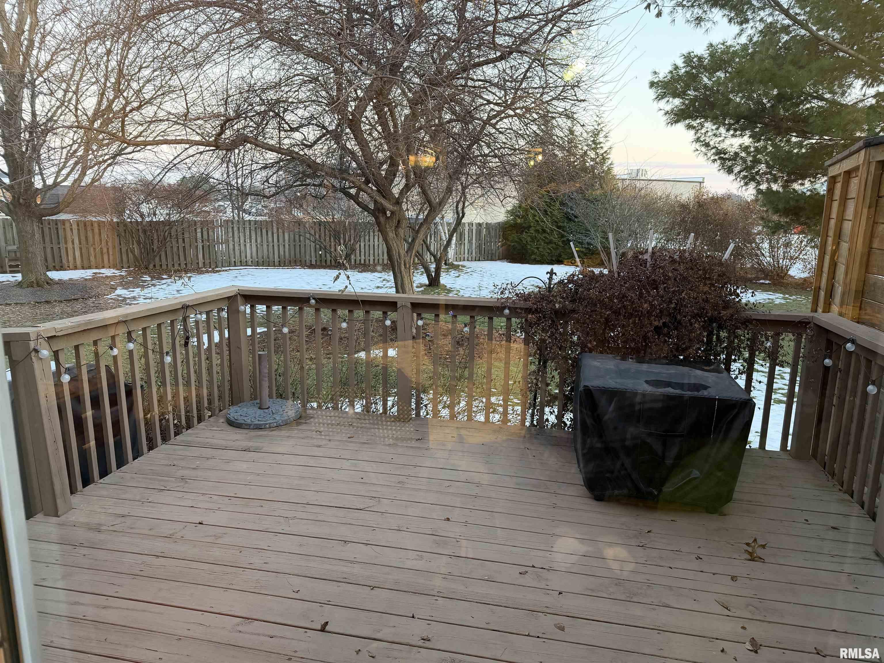 3300 Crystal Lake Drive Springfield, IL 62711 - Photo 14 of 24