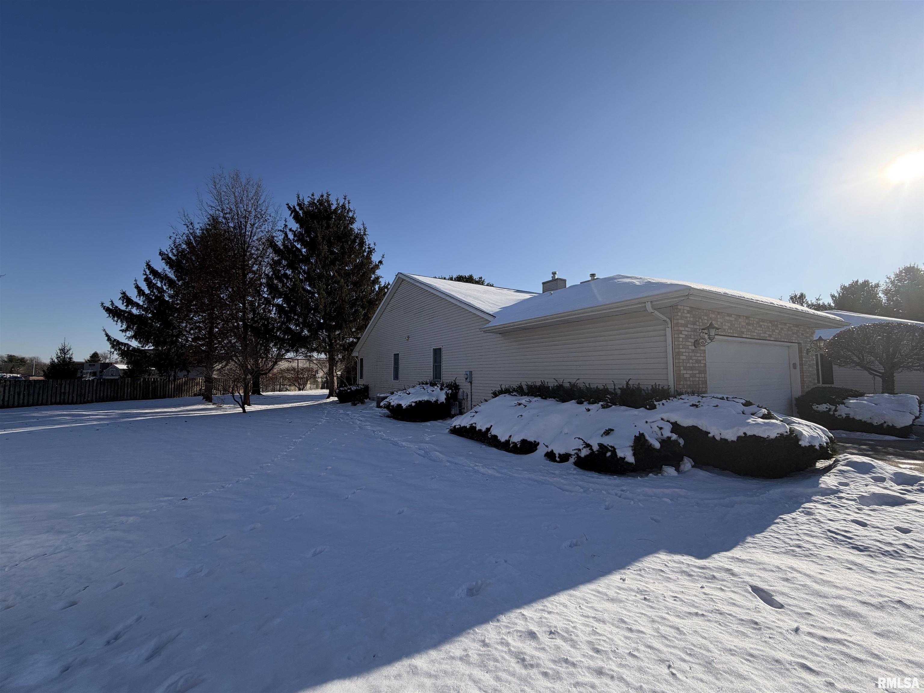 3300 Crystal Lake Drive Springfield, IL 62711 - Photo 24 of 24