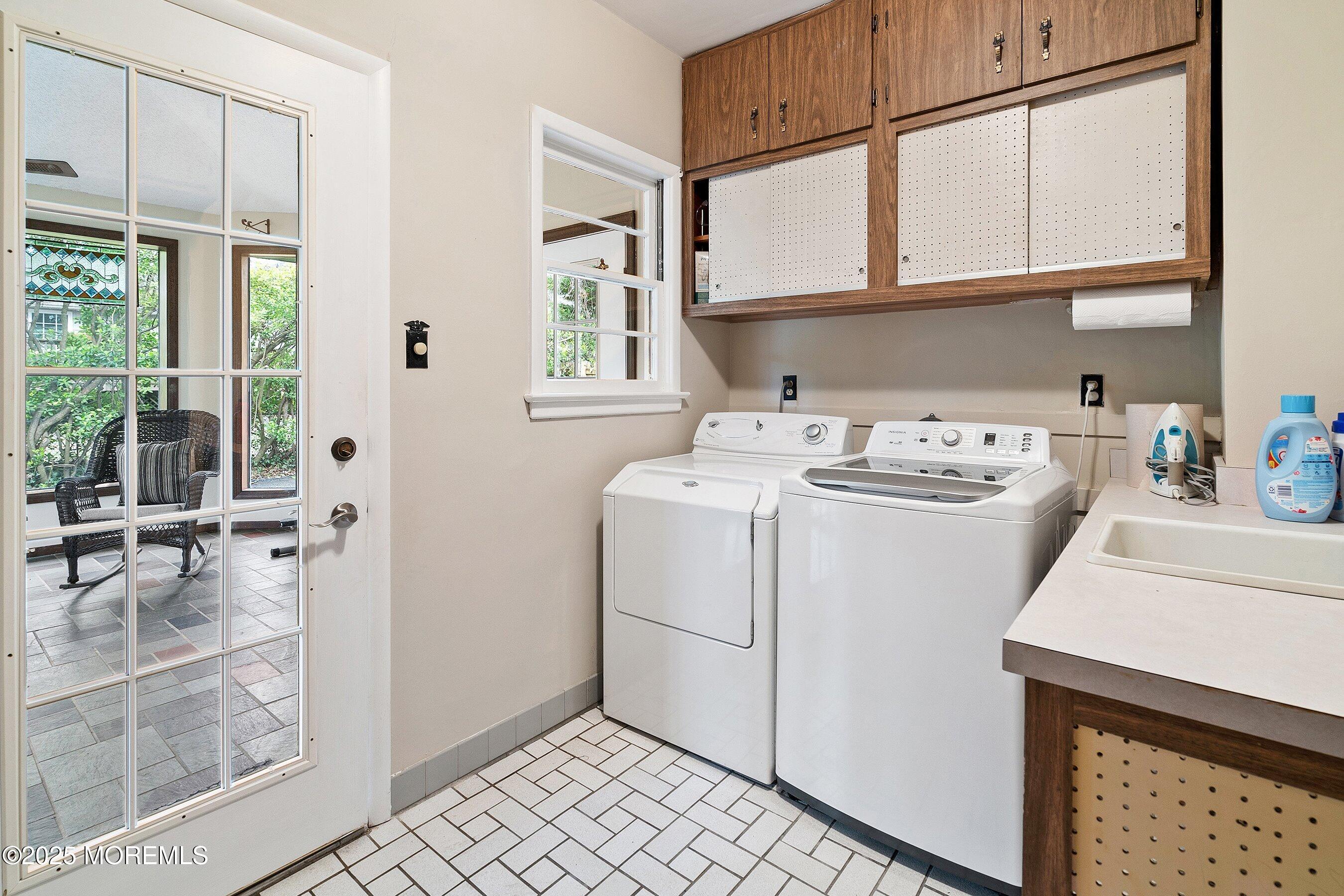 2038 Cedar Bridge Road Northfield, NJ 08225 - Photo 19 of 29 16-Laundry