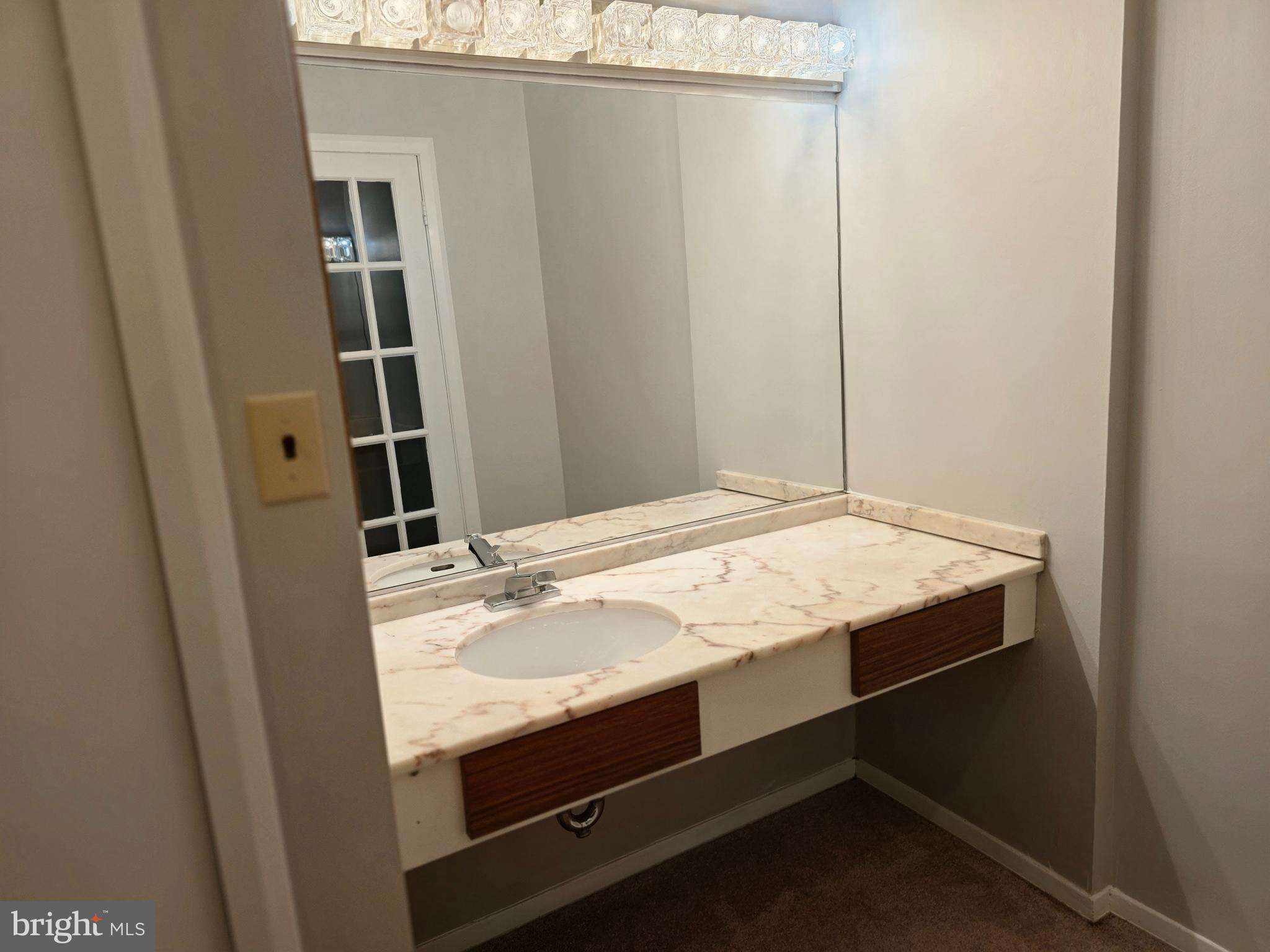3601 Clarks Lane, Unit 424 Baltimore, MD 21215 - Photo 25 of 31 Vanity