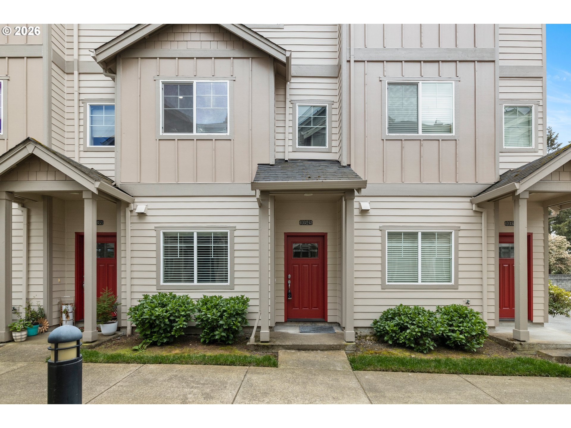 10345 Southwest Ridgepath Lane Beaverton, OR 97005 - Photo 2 of 47