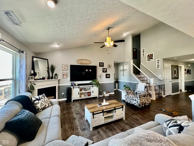 $364,900 | 4088 Ashworth Lane, Columbus, IN 47201