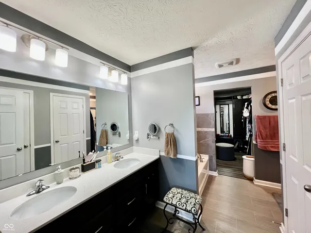 $364,900 | 4088 Ashworth Lane, Columbus, IN 47201