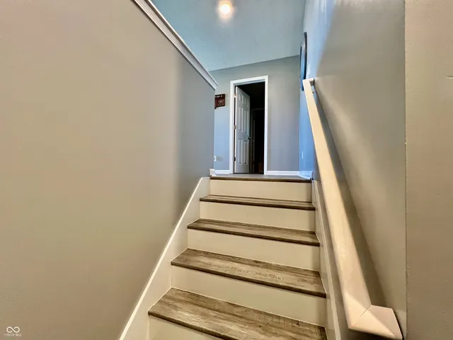 $364,900 | 4088 Ashworth Lane, Columbus, IN 47201