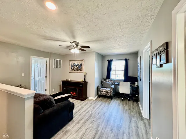 $364,900 | 4088 Ashworth Lane, Columbus, IN 47201