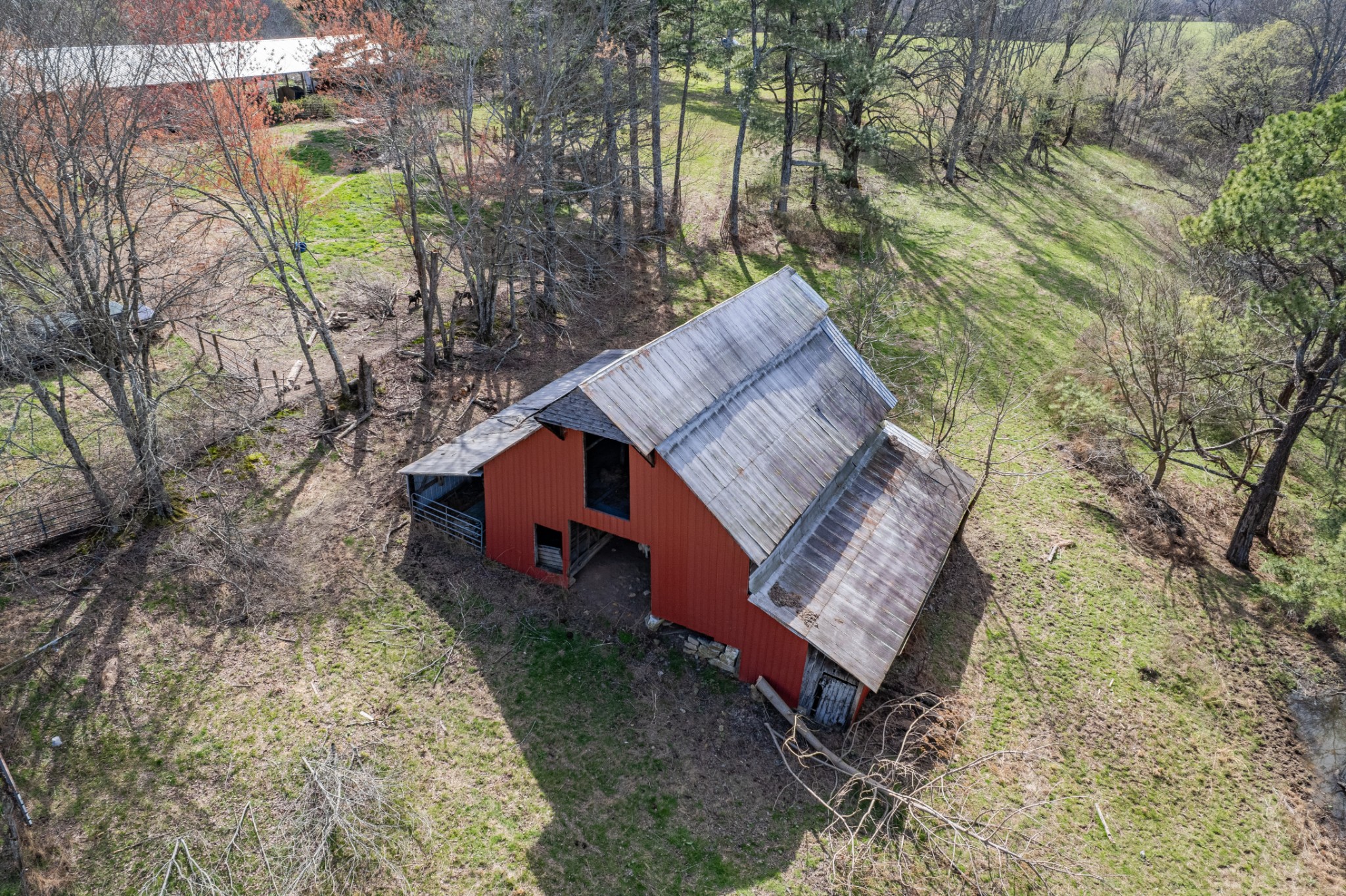 2675 Red Nix Road Cornersville, TN 37047 - Photo 9 of 52 Gallery Image 9