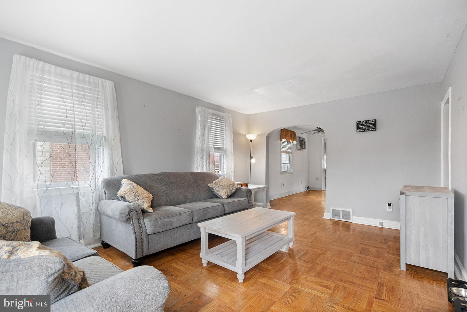 542 Perry Street Ridley Park, PA 19078 - Photo 5 of 49 Gallery Image 5