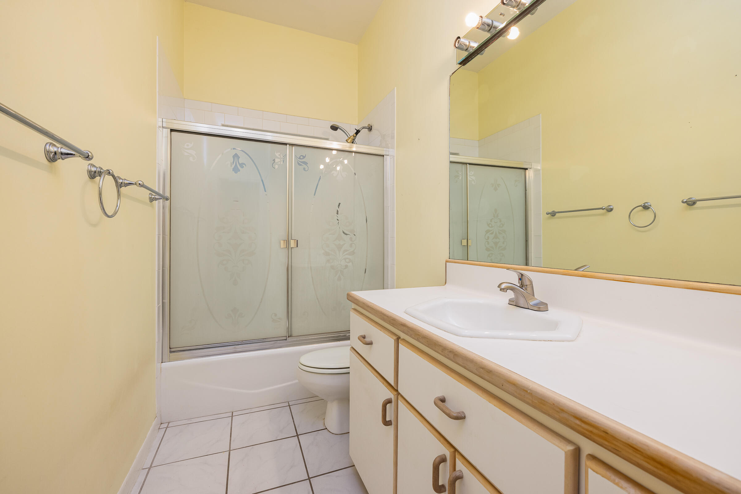 132 Galleon Road Islamorada, FL 33036 - Photo 26 of 38 a bathroom with a sink a toilet and shower