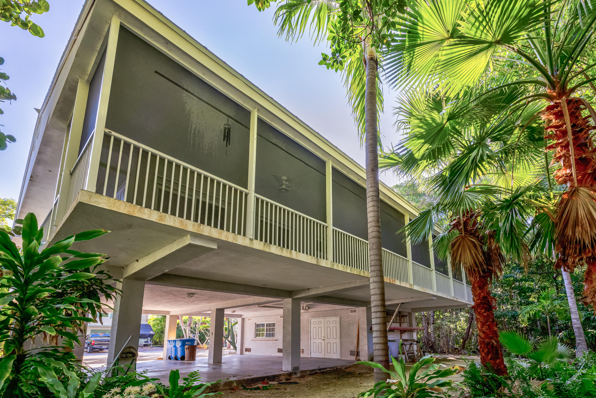 132 Galleon Road Islamorada, FL 33036 - Photo 4 of 38 a view of a house with a street