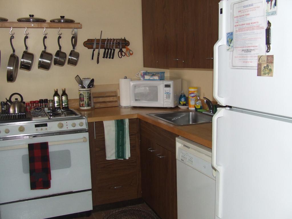 17 Whaleback Road, Unit 1 Lincoln, NH 03251 - Photo 2 of 9