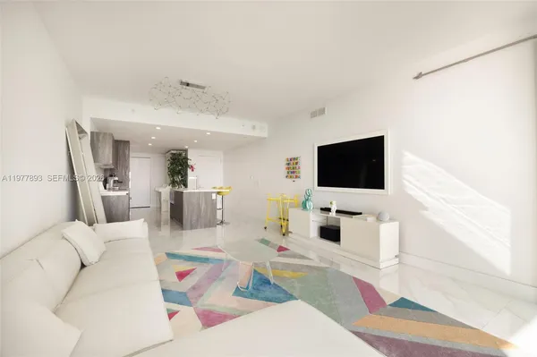 $6,500 | 3131 Northeast 7th Avenue, Unit 1902, Miami, FL 33137