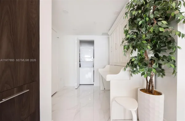 $6,500 | 3131 Northeast 7th Avenue, Unit 1902, Miami, FL 33137