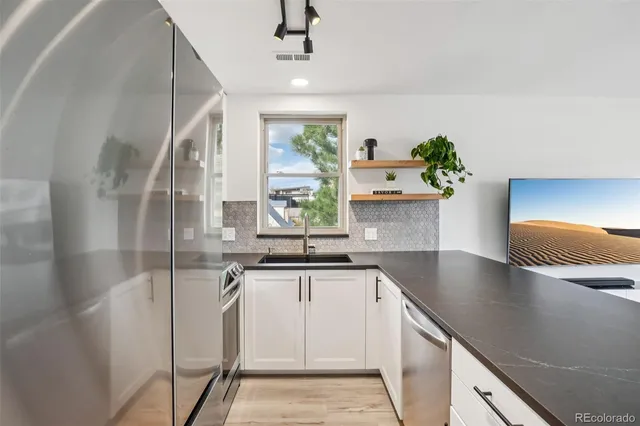 $625,000 | 2112 West 31st Avenue, Denver, CO 80211