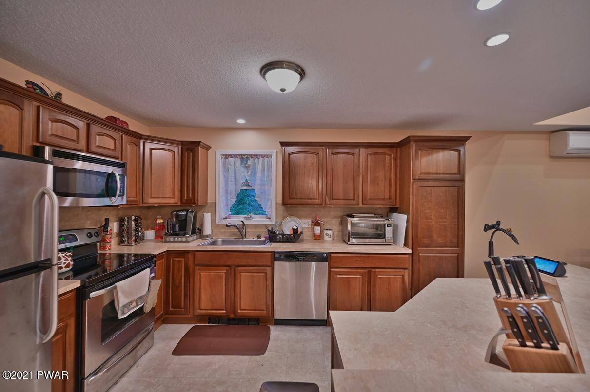 372 Northgate Road Lake Ariel, PA 18436 - Photo 18 of 111