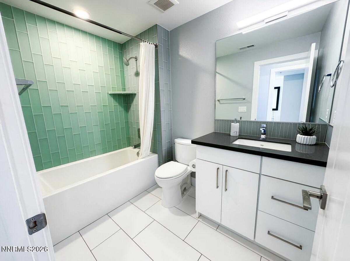 163 Martin Street Reno, NV 89509 - Photo 23 of 30 bath5