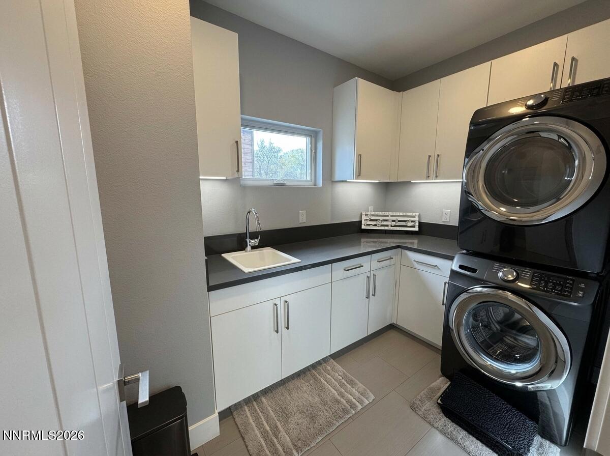 163 Martin Street Reno, NV 89509 - Photo 28 of 30 Laundry1