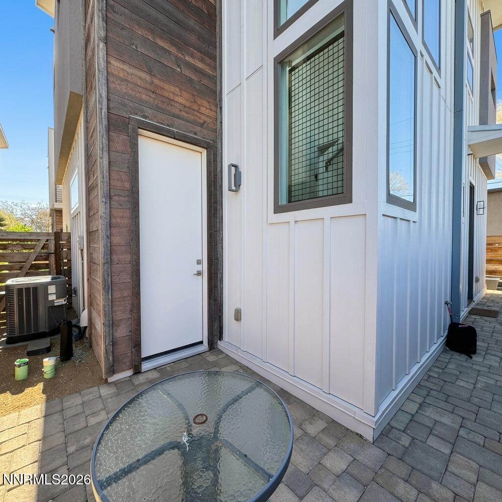 163 Martin Street Reno, NV 89509 - Photo 5 of 30 back1