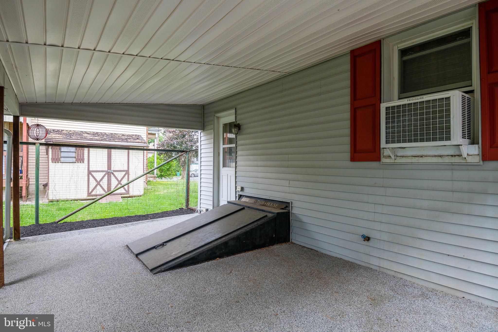 1005 Brooke Boulevard Reading, PA 19607 - Photo 22 of 27