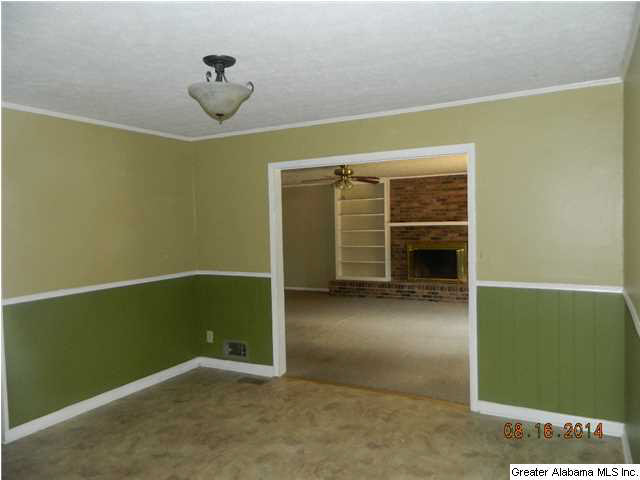3909 Dix Street Anniston, AL 36201 - Photo 6 of 25