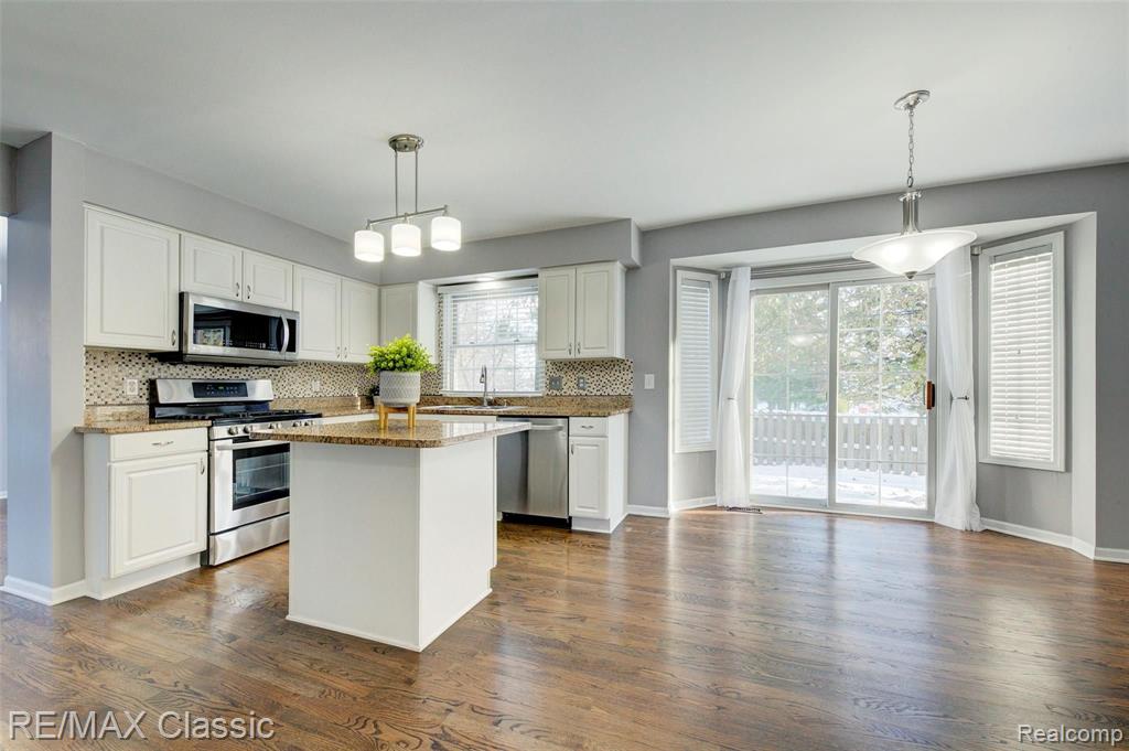 1014 Pointe Pl Boulevard Rochester, MI 48307 - Photo 44 of 80