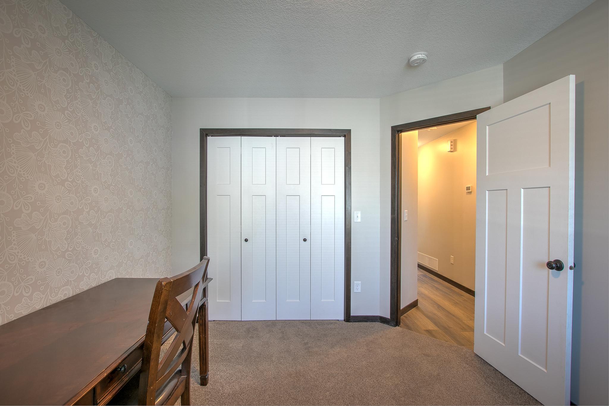 123 20th Avenue Southwest Cambridge, MN 55008 - Photo 13 of 32