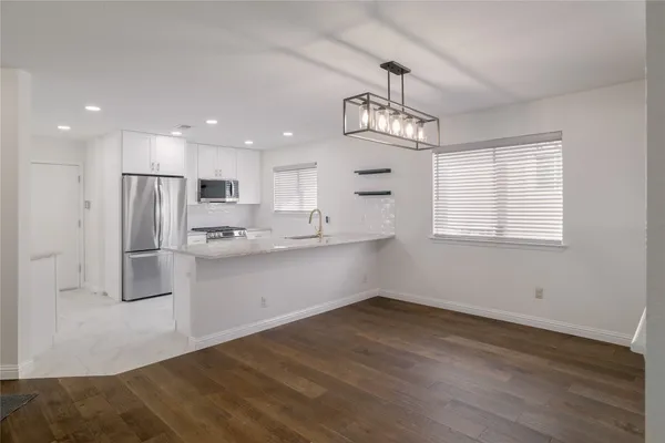 $2,700 | 4500 Sarasota Drive, Austin, TX 78749