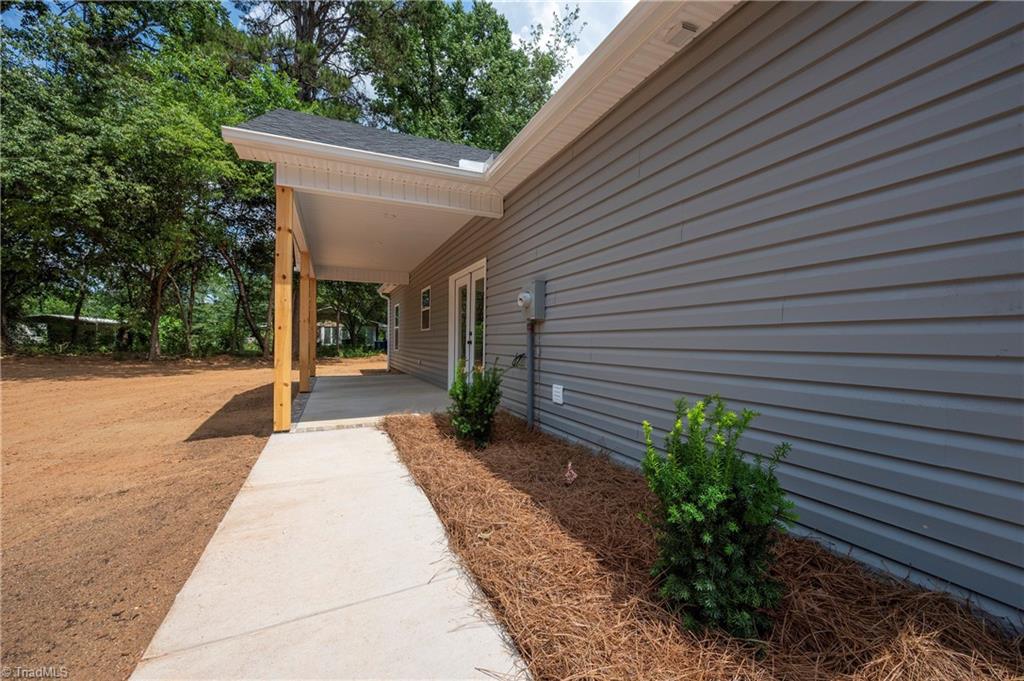 237 Cana Road Mocksville, NC 27028 - Photo 3 of 37
